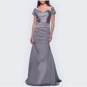 La Femme Beaded Trumpet Gown Silver Off-Shoulder Size 8 NWT Formal Dress